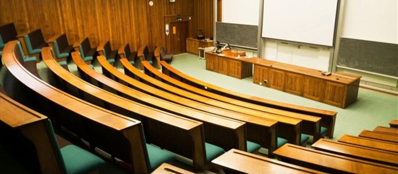 Ένα Πανεπιστήμιο χωρίς εξετάσεις χωρίς δίδακτρα και για όλες τις ηλικίες στην καρδιά της Αθήνας!